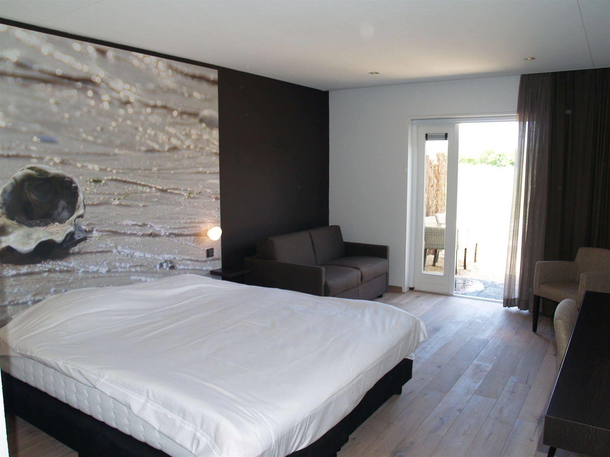 Fletcher Landgoedhotel Renesse Ngoại thất bức ảnh